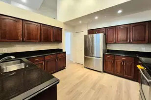 2214 Green Oaks Ln, Tampa, FL 33612 - Photo 15