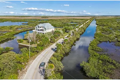 10501 Pine Island Drive, Weeki Wachee, FL 34607 - Photo 3