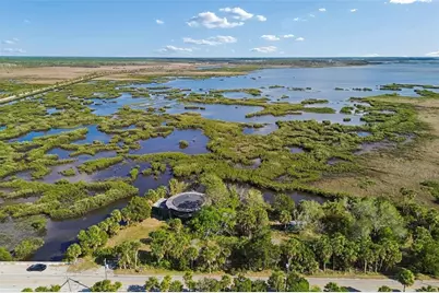 10501 Pine Island Drive, Weeki Wachee, FL 34607 - Photo 21