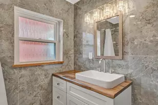 647 74th Ave N, Saint Petersburg, FL 33702 - Photo 31