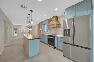 647 74th Ave N, Saint Petersburg, FL 33702 - Photo 11