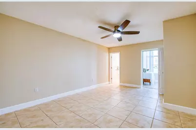 5940 30th Avenue S #115, Gulfport, FL 33707 - Photo 5