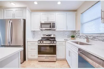 5940 30th Avenue S #115, Gulfport, FL 33707 - Photo 3