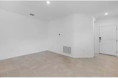 9336 Chiswell Trail, Palmetto, FL 34221 - Photo 11