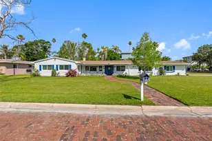 1794 Santa Barbara Dr, Dunedin, FL 34698 - Photo 3