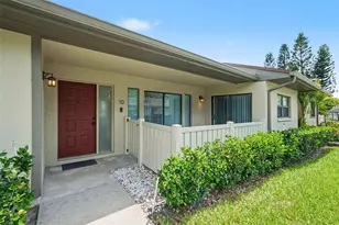 10 Lesley Ln, Oldsmar, FL 34677 - Photo 1