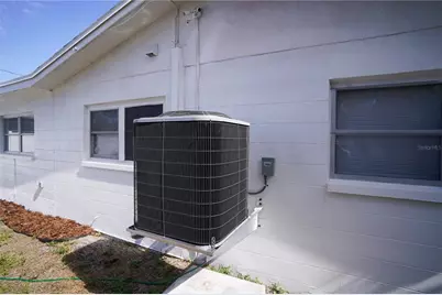 610 74th Avenue N, Saint Petersburg, FL 33702 - Photo 21