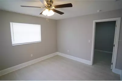 610 74th Avenue N, Saint Petersburg, FL 33702 - Photo 5