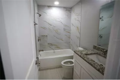 610 74th Avenue N, Saint Petersburg, FL 33702 - Photo 9
