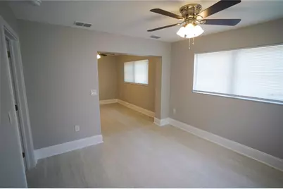 610 74th Avenue N, Saint Petersburg, FL 33702 - Photo 15