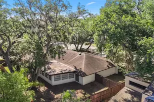 1116 N Riverhills Dr, Temple Terrace, FL 33617 - Photo 65