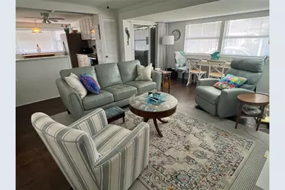 614 Mount Key Avenue NE #631, Saint Petersburg, FL 33702 - Photo 9