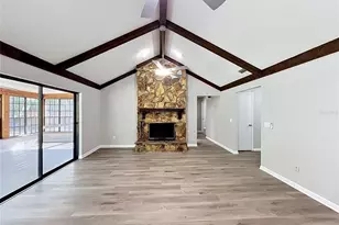 2418 Stonehill Ave, Valrico, FL 33594 - Photo 5