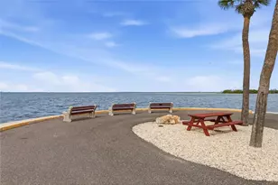 4851 W Gandy Blvd, Tampa, FL 33611 - Photo 45