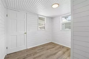 4851 W Gandy Blvd, Tampa, FL 33611 - Photo 21