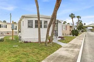 4851 W Gandy Blvd, Tampa, FL 33611 - Photo 3