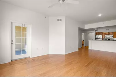 200 4th Avenue S #302, Saint Petersburg, FL 33701 - Photo 15