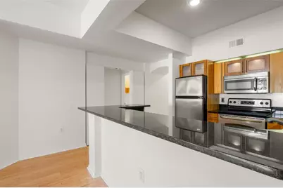 200 4th Avenue S #302, Saint Petersburg, FL 33701 - Photo 19