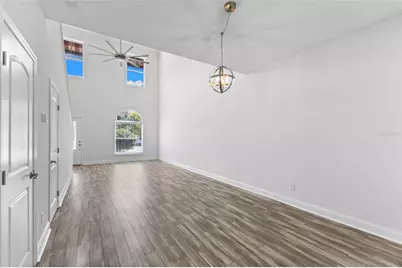 8704 Kenyon View Court, Tampa, FL 33614 - Photo 11