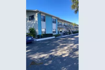 5967 Terrace Park Drive N #206, Saint Petersburg, FL 33709 - Photo 1