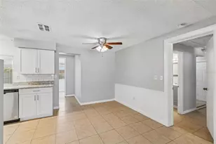 4352 Glissade Dr, New Port Richey, FL 34652 - Photo 9