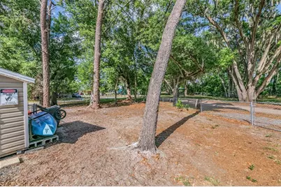 39048 Blue Jay Avenue, Zephyrhills, FL 33542 - Photo 47