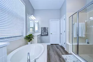 2614 Milford Berry Ln, Tampa, FL 33618 - Photo 17