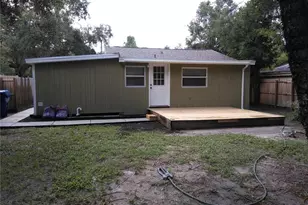 910 9th Ave SW, Largo, FL 33770 - Photo 37