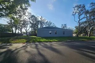 4502 42nd Ave N, Saint Petersburg, FL 33714 - Photo 5