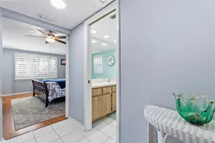 11650 Capri Cir S, Treasure Island, FL 33706 - Photo 29