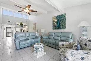 11650 Capri Cir S, Treasure Island, FL 33706 - Photo 15