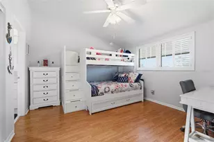 11650 Capri Cir S, Treasure Island, FL 33706 - Photo 17