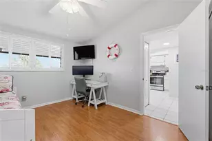 11650 Capri Cir S, Treasure Island, FL 33706 - Photo 17