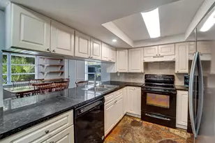 5344 Nancy Ln, Holiday, FL 34690 - Photo 9