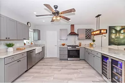 8347 41st Avenue N, Saint Petersburg, FL 33709 - Photo 11