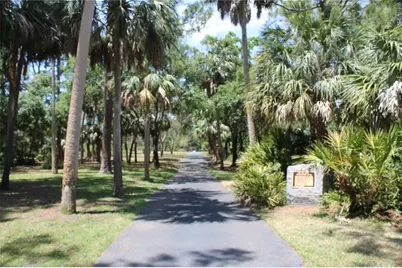 8347 41st Avenue N, Saint Petersburg, FL 33709 - Photo 39