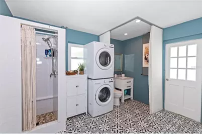 8347 41st Avenue N, Saint Petersburg, FL 33709 - Photo 27