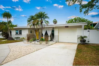 8347 41st Avenue N, Saint Petersburg, FL 33709 - Photo 1