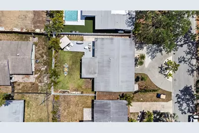 8347 41st Avenue N, Saint Petersburg, FL 33709 - Photo 35