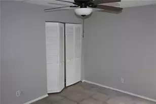 7609 Abbey Ln, Tampa, FL 33617 - Photo 25
