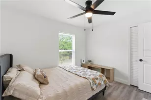 1901 31st St S, Saint Petersburg, FL 33712 - Photo 11