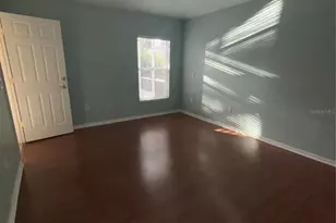 10132 Heather Sound Dr, Tampa, FL 33647 - Photo 5