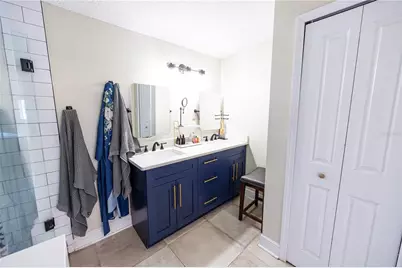 10904 N 15th Street, Tampa, FL 33612 - Photo 5
