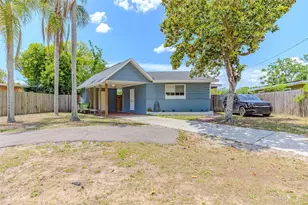 10904 N 15th St, Tampa, FL 33612 - Photo 3