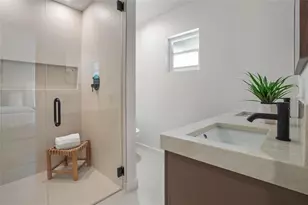 2370 Robyn Ct, Dunedin, FL 34698 - Photo 19