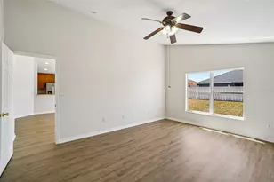 7613 Wood Violet Dr, Gibsonton, FL 33534 - Photo 21