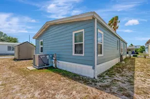 199 S Port Royal Ln, Apollo Beach, FL 33572 - Photo 43