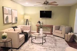 13176 Dorchester Dr, Seminole, FL 33776 - Photo 5