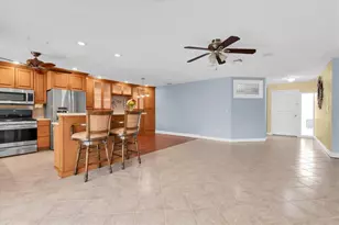 13176 Dorchester Dr, Seminole, FL 33776 - Photo 11