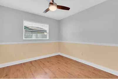 13176 Dorchester Drive, Seminole, FL 33776 - Photo 27